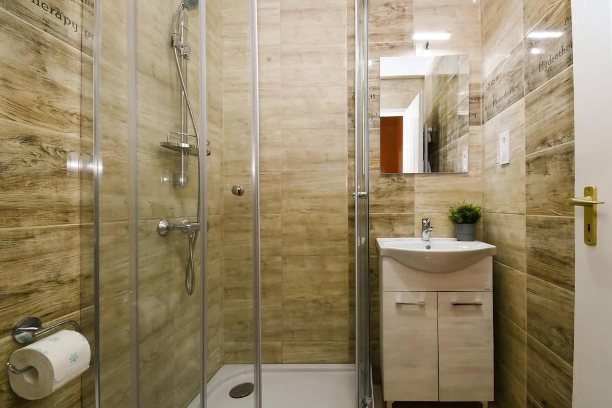 Very Central Very Spacious New Home Budapest Exteriör bild