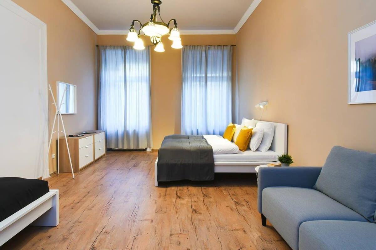 Very Central Very Spacious New Home Budapest Exteriör bild