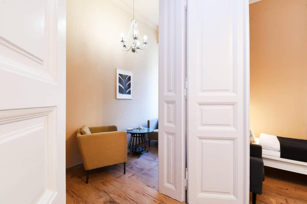 Very Central Very Spacious New Home Budapest Exteriör bild