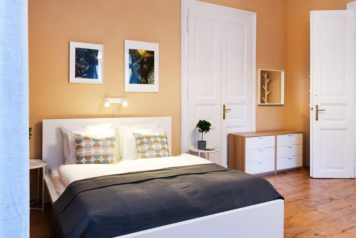 Very Central Very Spacious New Home Budapest Exteriör bild