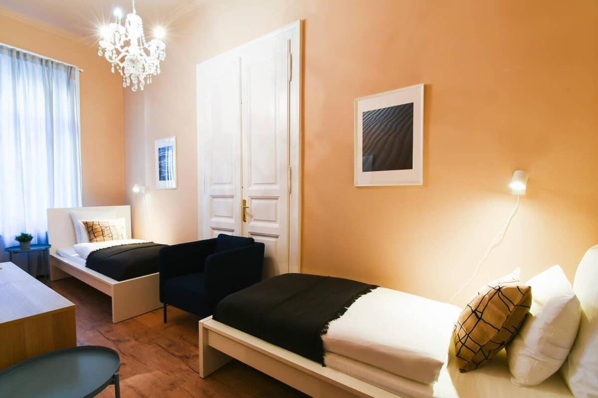 Very Central Very Spacious New Home Budapest Exteriör bild