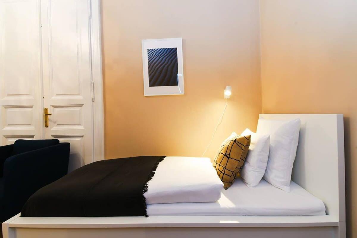 Very Central Very Spacious New Home Budapest Exteriör bild